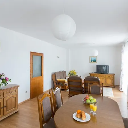 Holiday House Oleander Apartment *