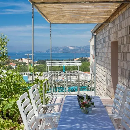 Apartment Holiday House Oleander Cavtat