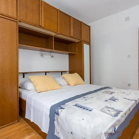 Holiday House Oleander Апартаменты Цавтат