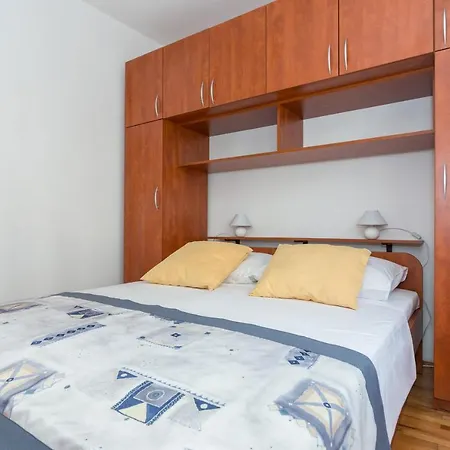 Holiday House Oleander Апартаменты