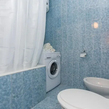Holiday House Oleander Апартаменты *